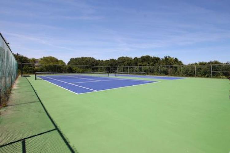 tennis courts at colony by the sea resort in duck nc