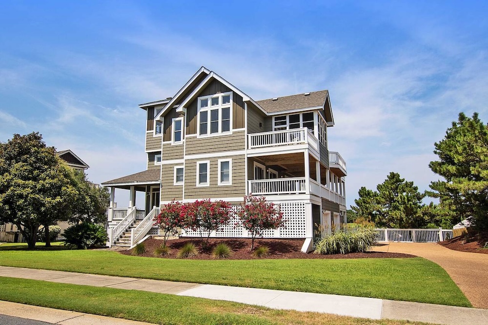 Exterior of vacation rental in the outer banks